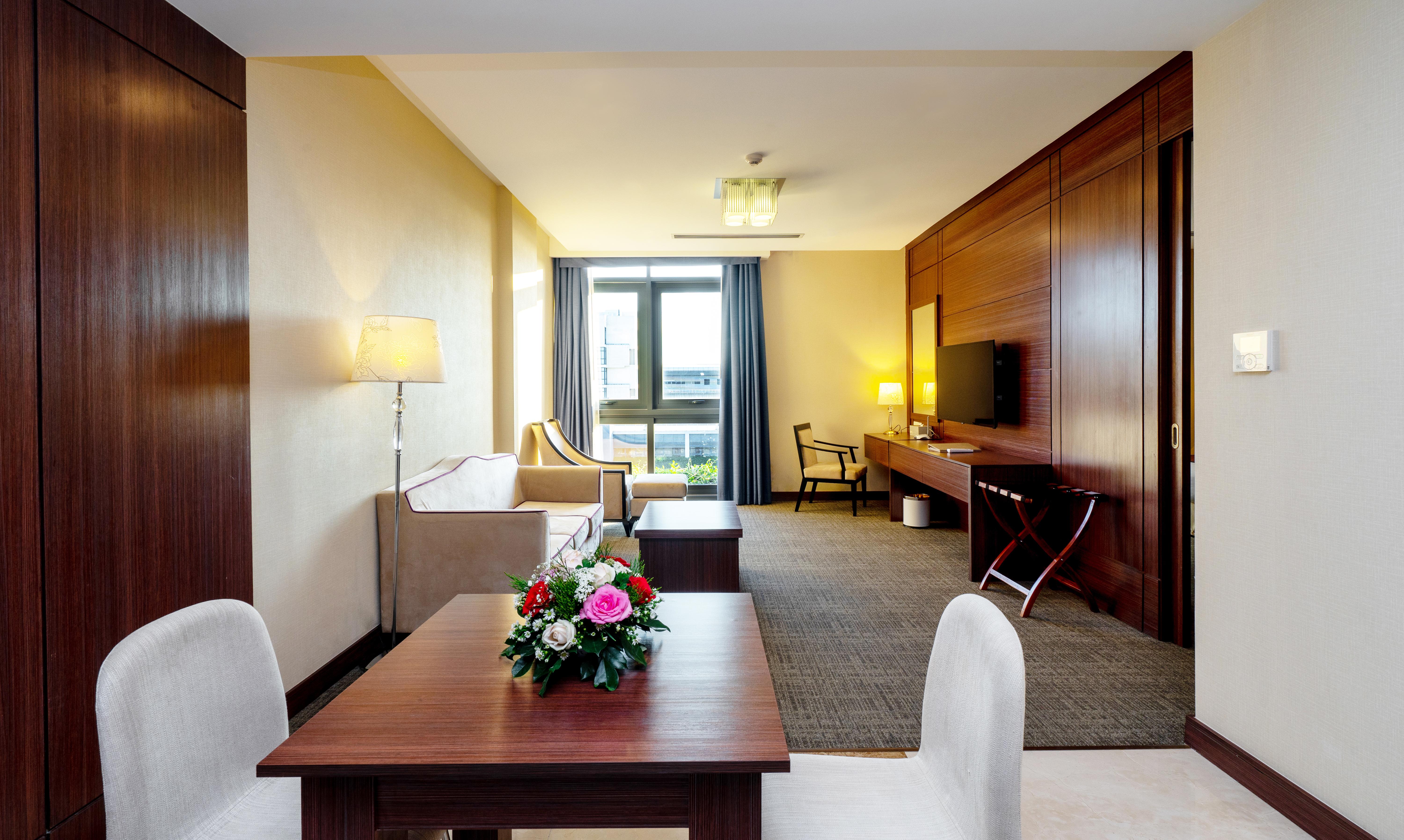 Becamex Hotel New City Thu Dau Mot Экстерьер фото