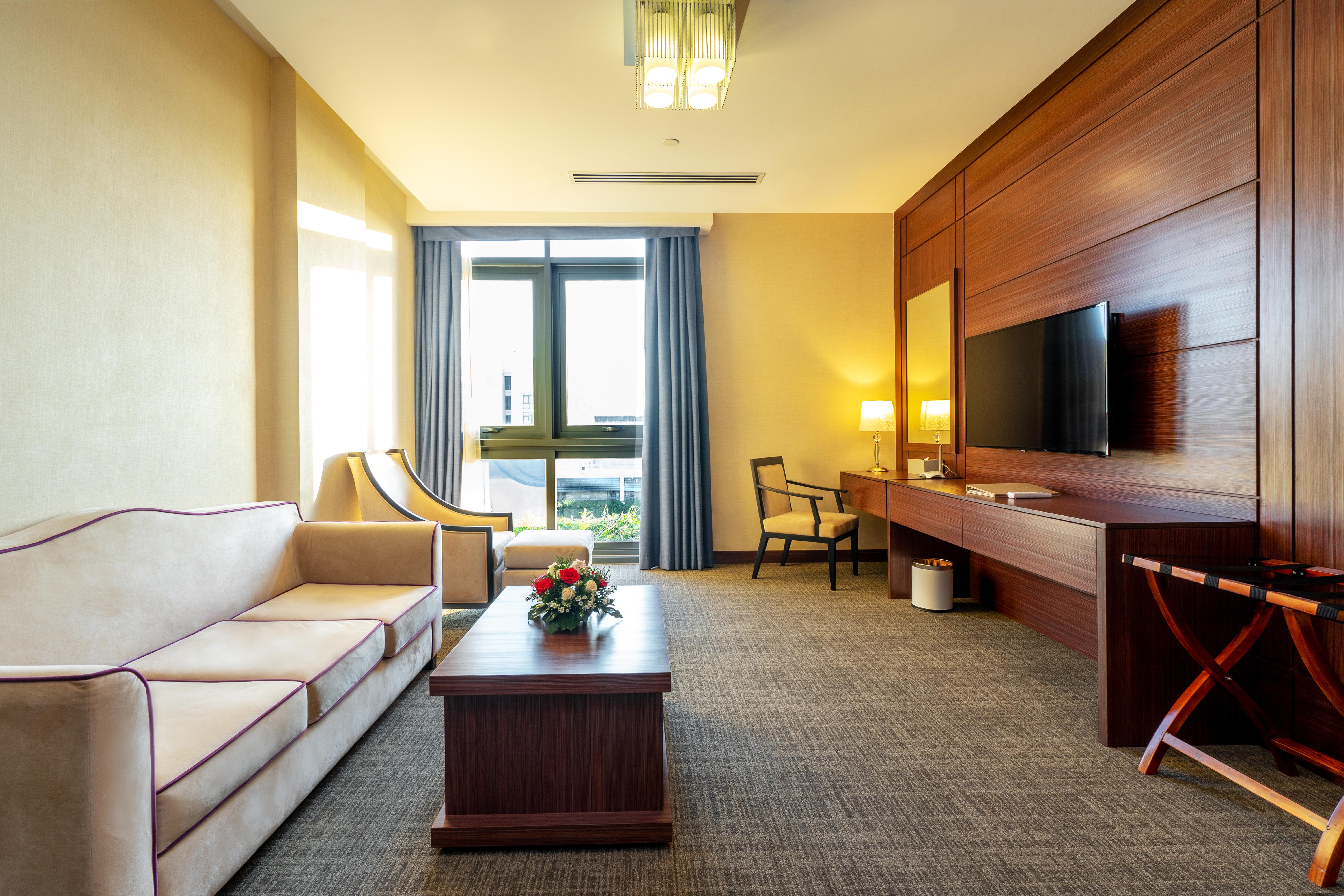Becamex Hotel New City Thu Dau Mot Экстерьер фото