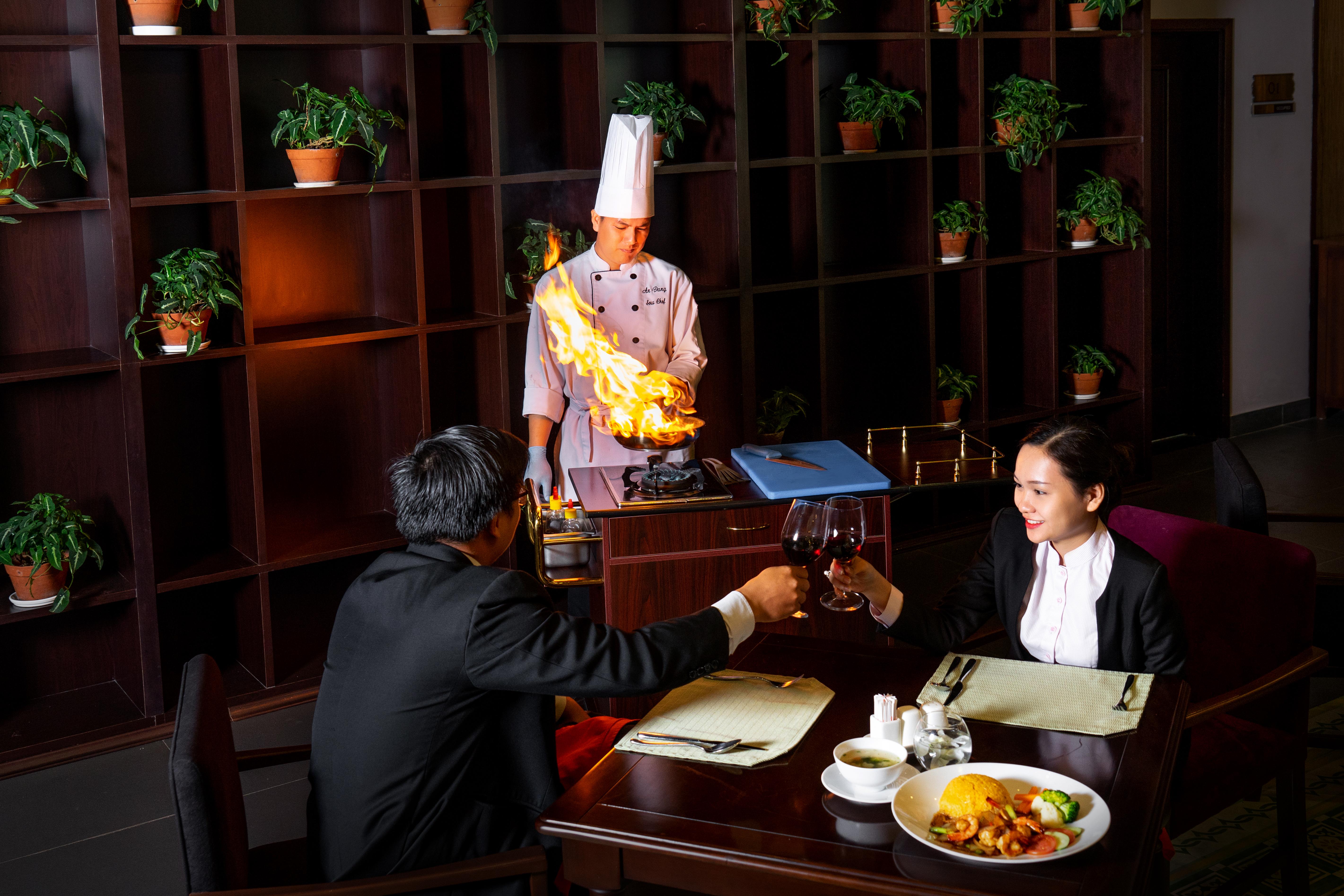 Becamex Hotel New City Thu Dau Mot Экстерьер фото