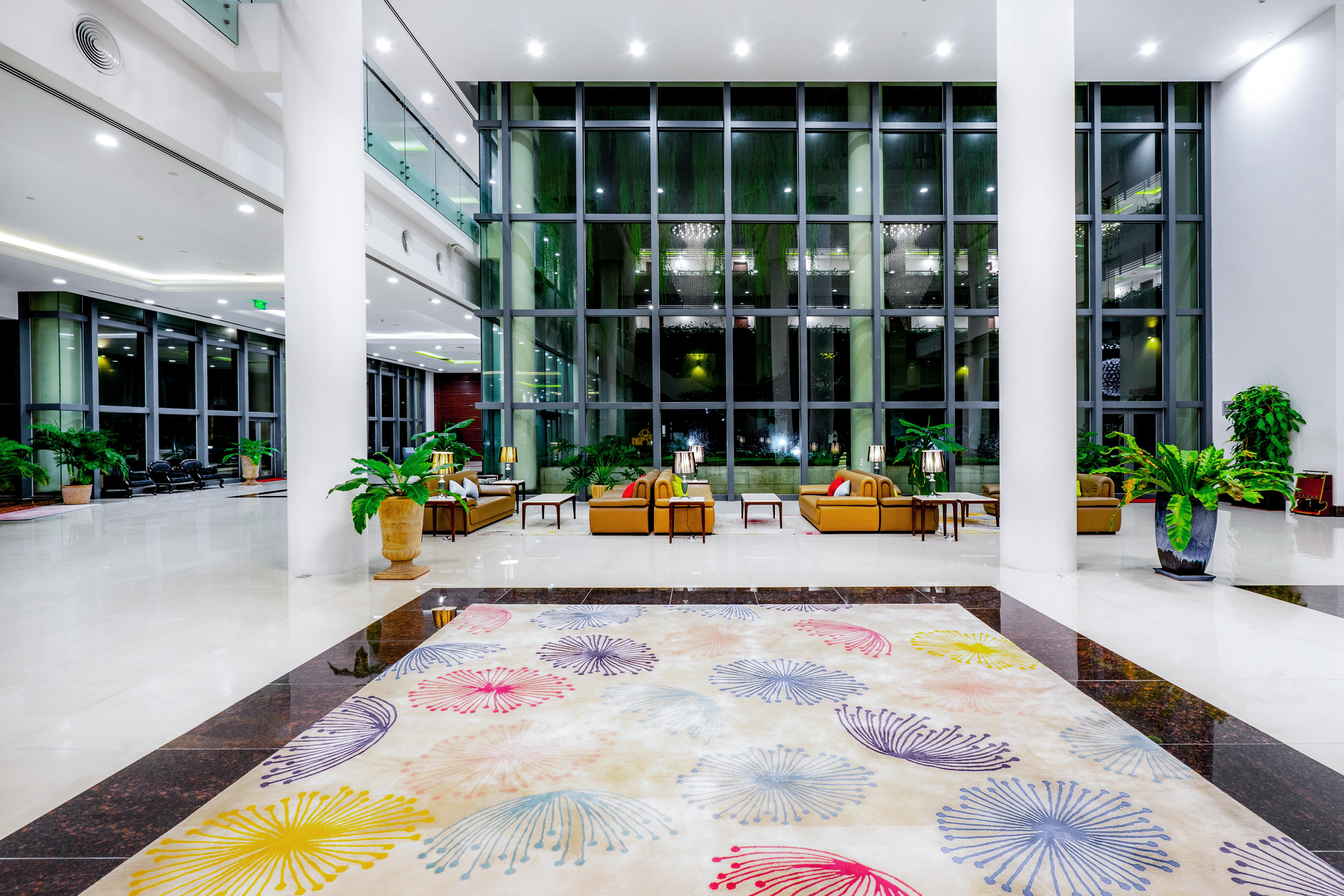 Becamex Hotel New City Thu Dau Mot Экстерьер фото