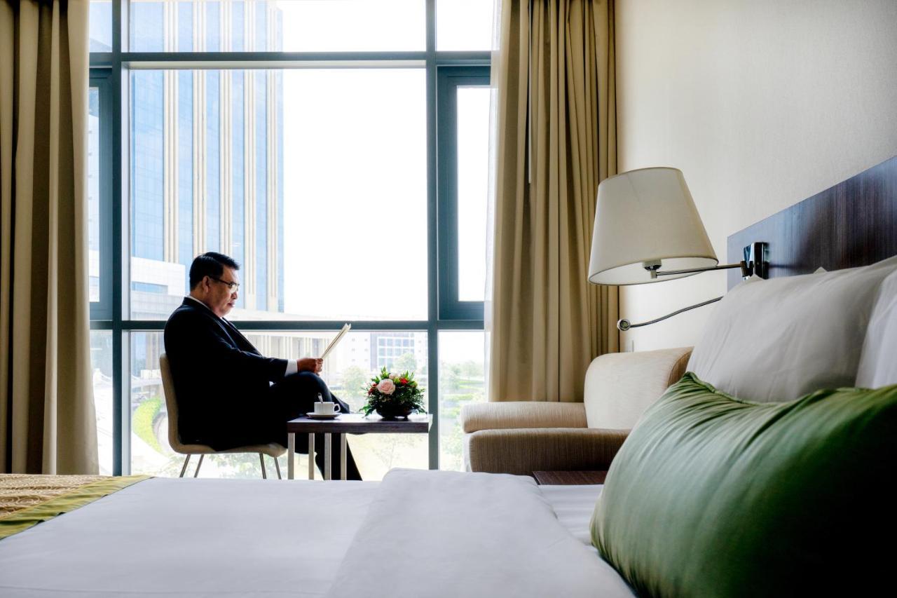 Becamex Hotel New City Thu Dau Mot Экстерьер фото