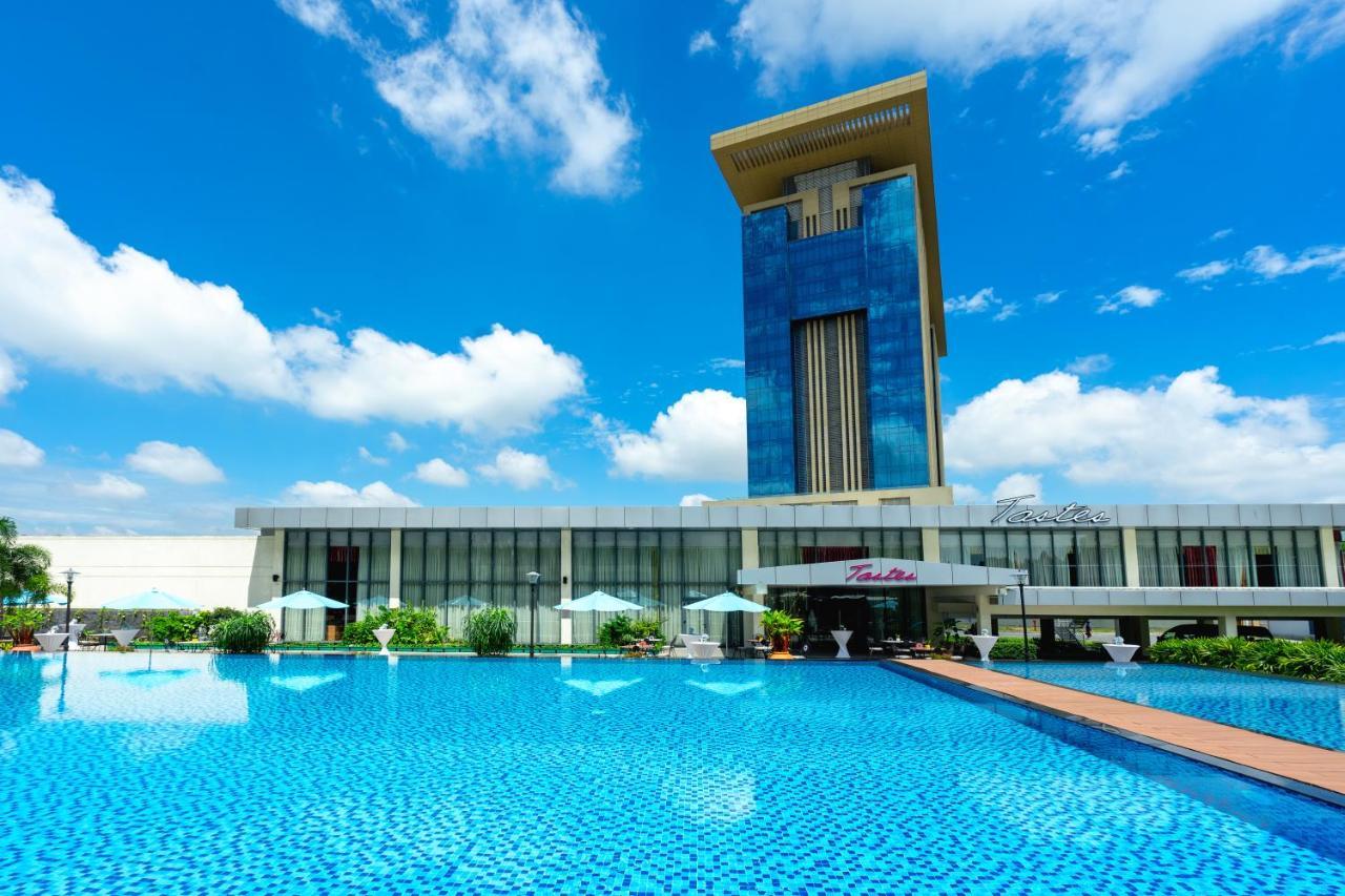 Becamex Hotel New City Thu Dau Mot Экстерьер фото