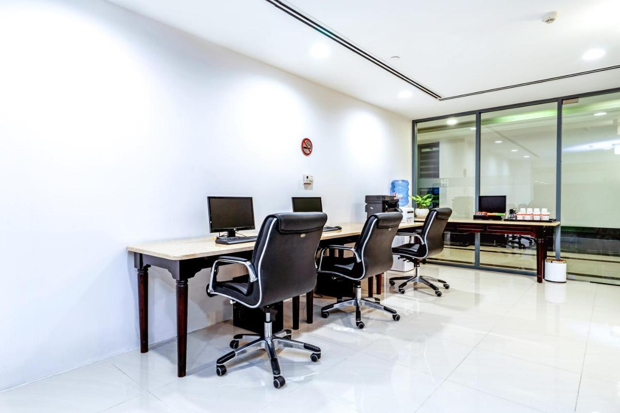 Becamex Hotel New City Thu Dau Mot Экстерьер фото